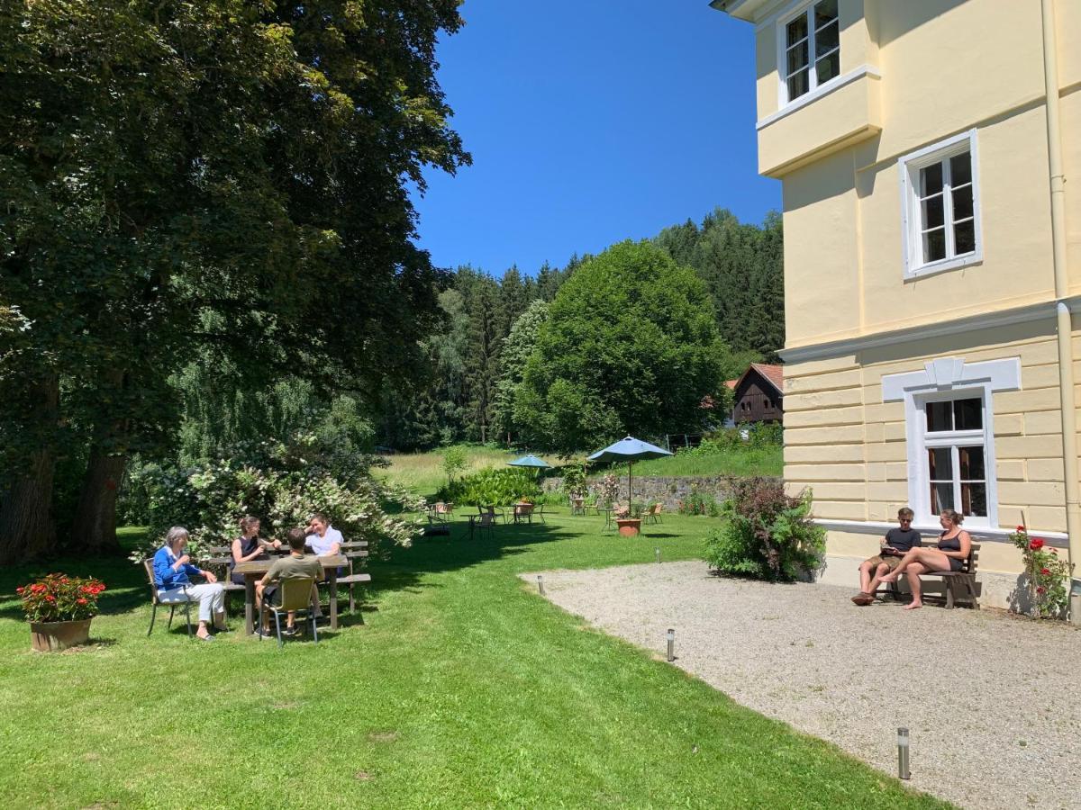 Hotel Landsitz Pichlschloss Neumarkt in Steiermark Extérieur photo